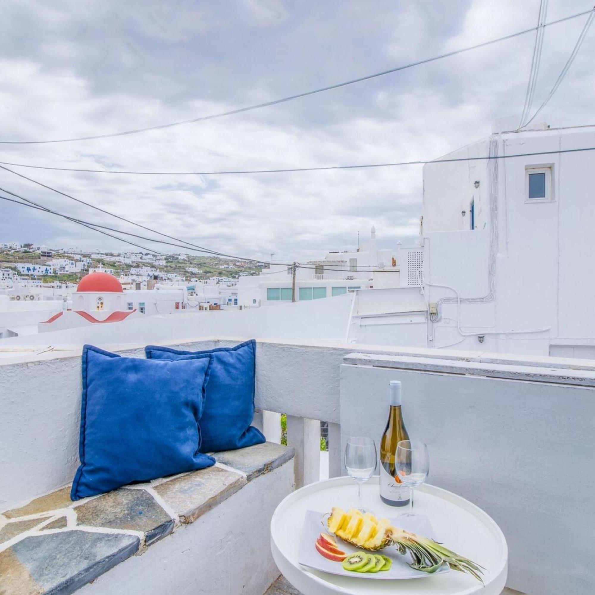 Apartment Like A White Seagull In Mykonos!